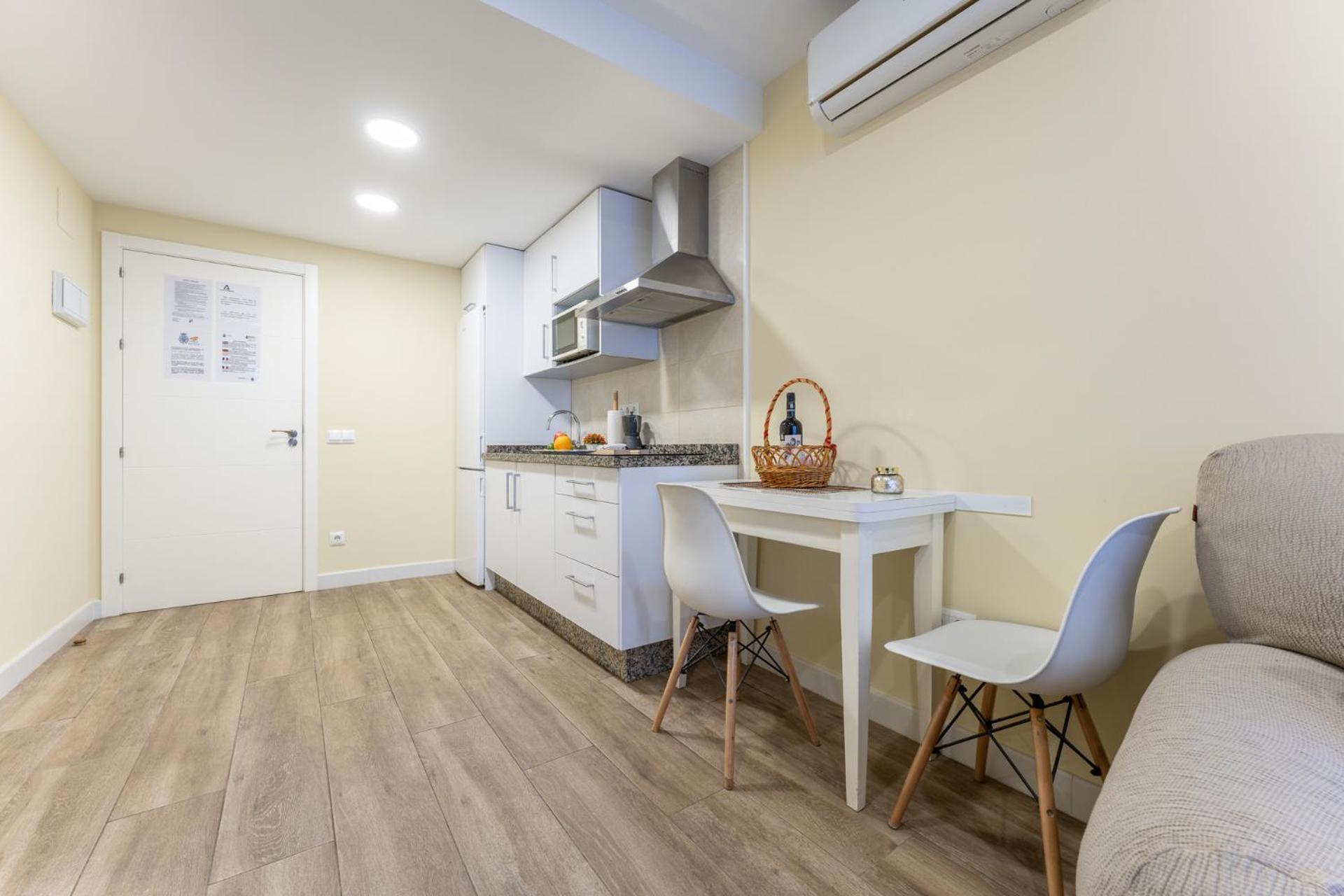 Malagasuite Bermeja City מראה חיצוני תמונה